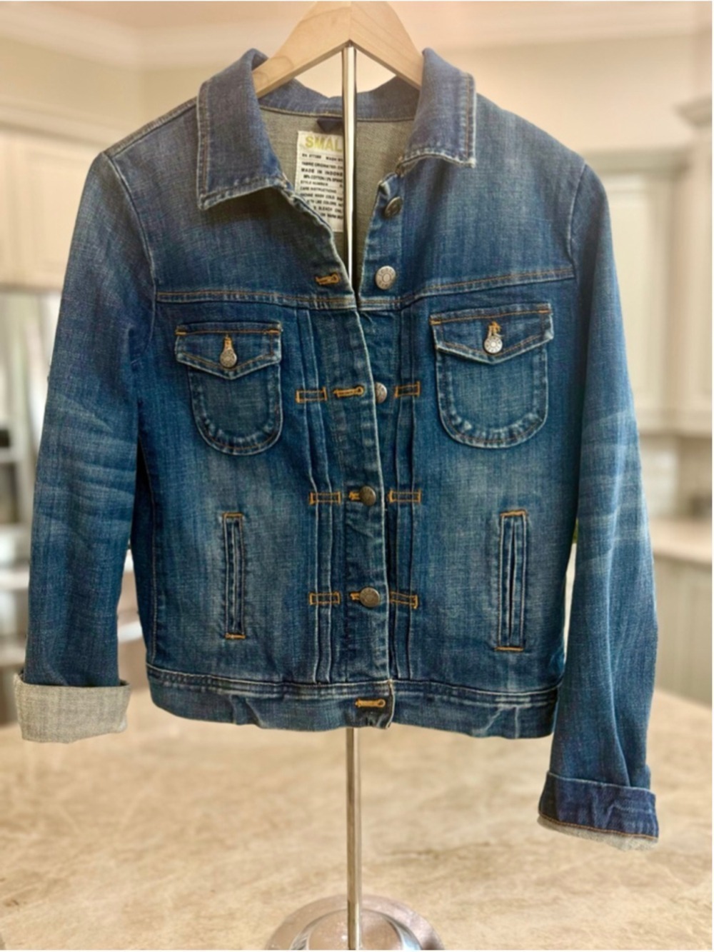 KUT from the Kloth Blue Denim Jean Jacket Size M, chest pocket, pin tuck